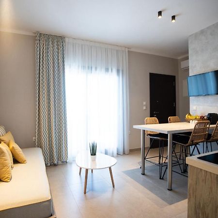 Marineiko Luxury Apartments Ierissos Dış mekan fotoğraf