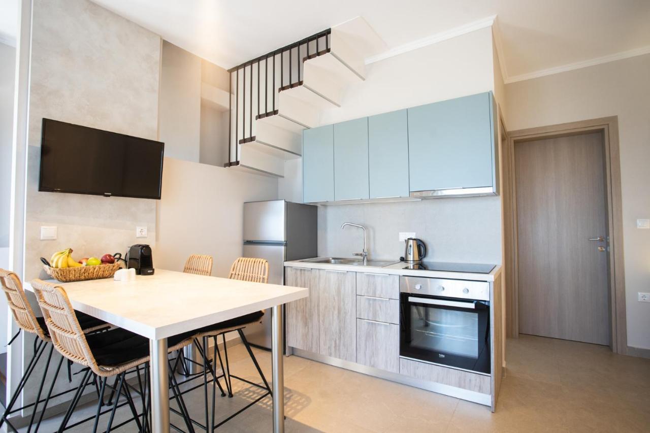 Marineiko Luxury Apartments Ierissos Dış mekan fotoğraf