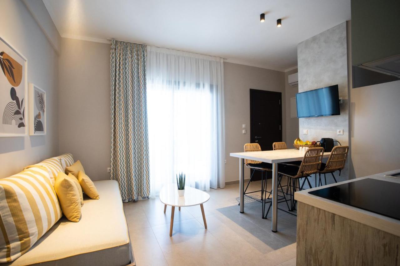 Marineiko Luxury Apartments Ierissos Dış mekan fotoğraf