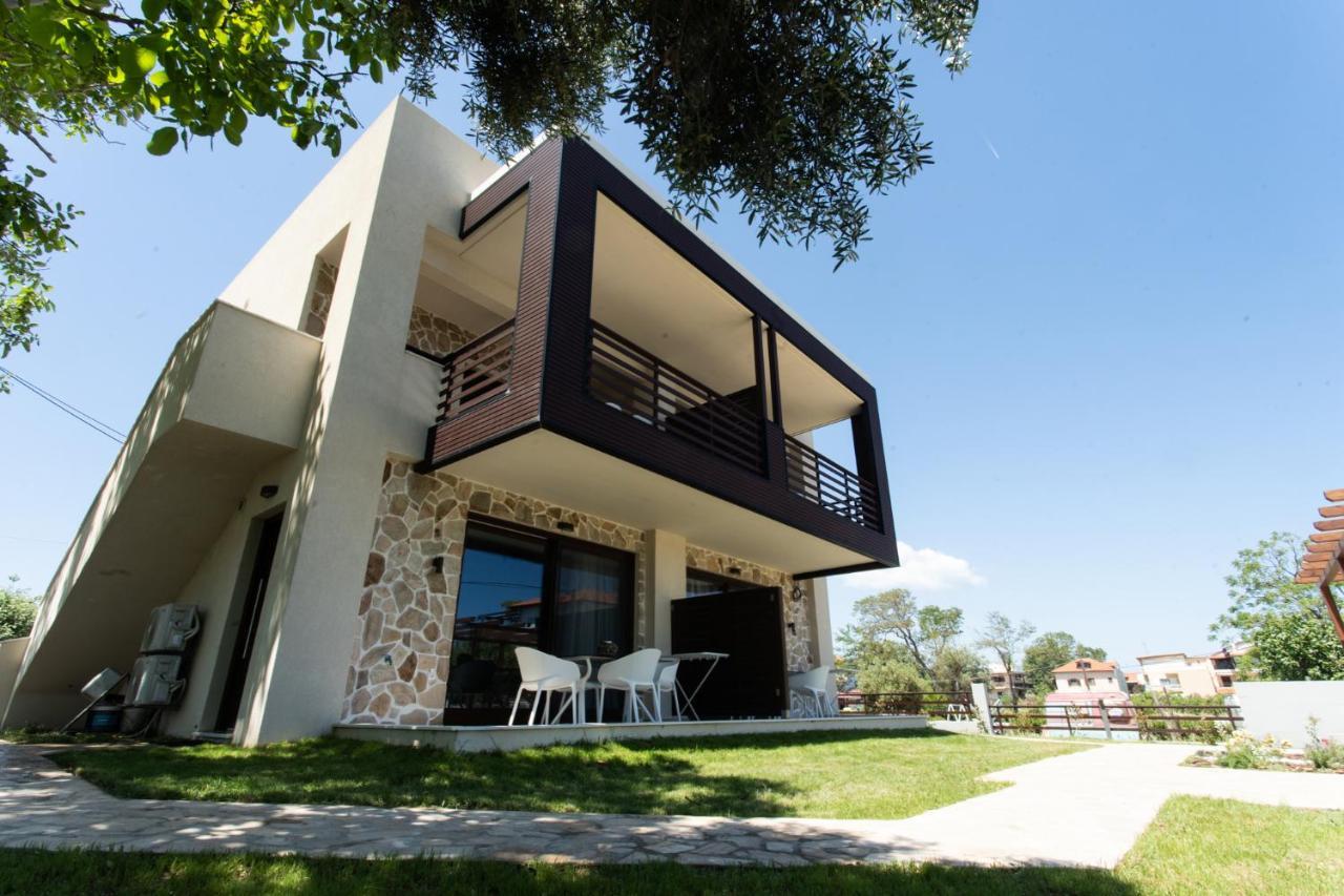 Marineiko Luxury Apartments Ierissos Dış mekan fotoğraf