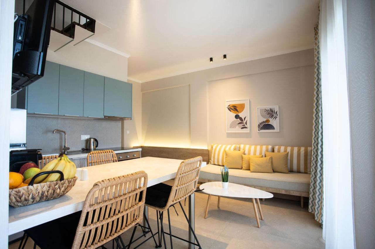 Marineiko Luxury Apartments Ierissos Dış mekan fotoğraf