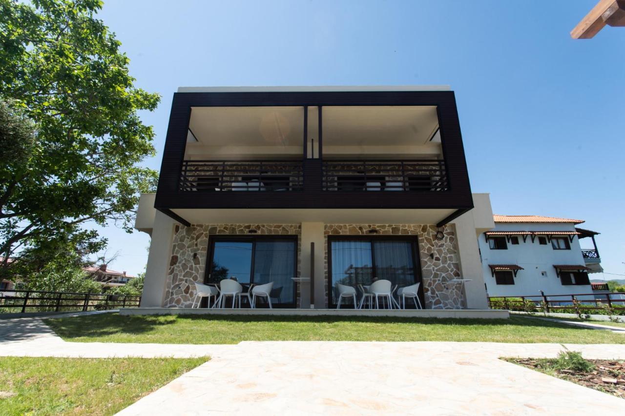 Marineiko Luxury Apartments Ierissos Dış mekan fotoğraf